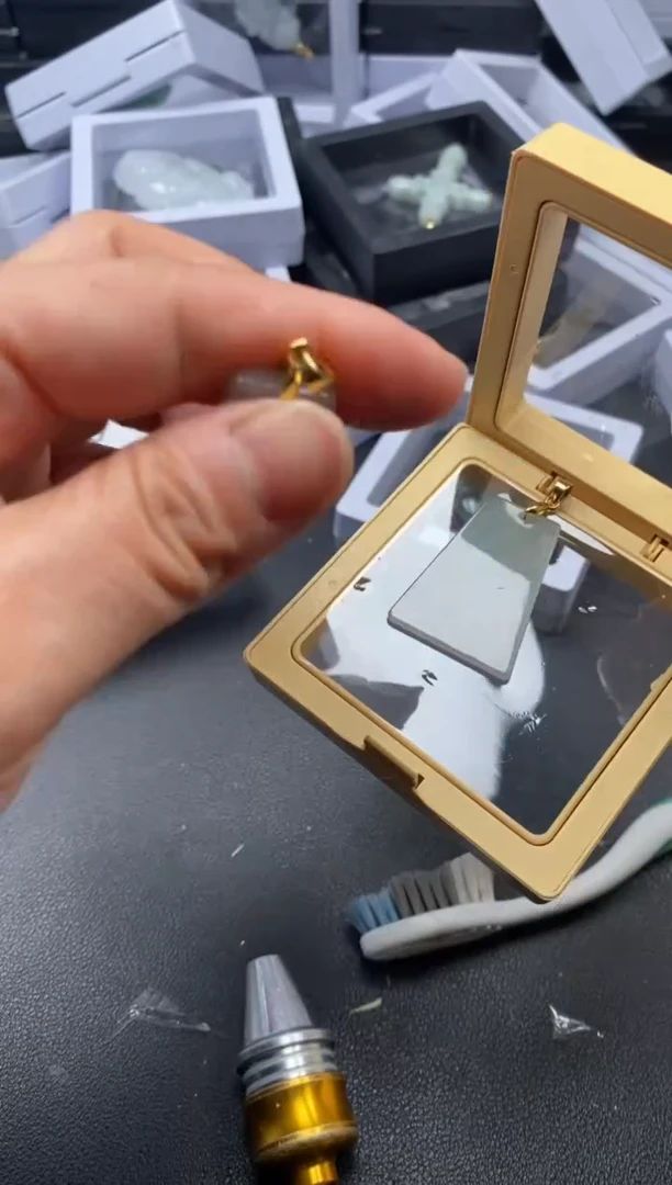 吊坠(不含链)未镶嵌翡翠3506