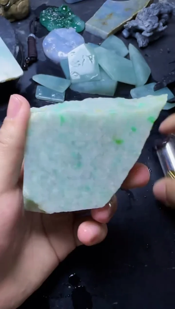 【闪购商品】翡翠颈饰未镶嵌090翡翠