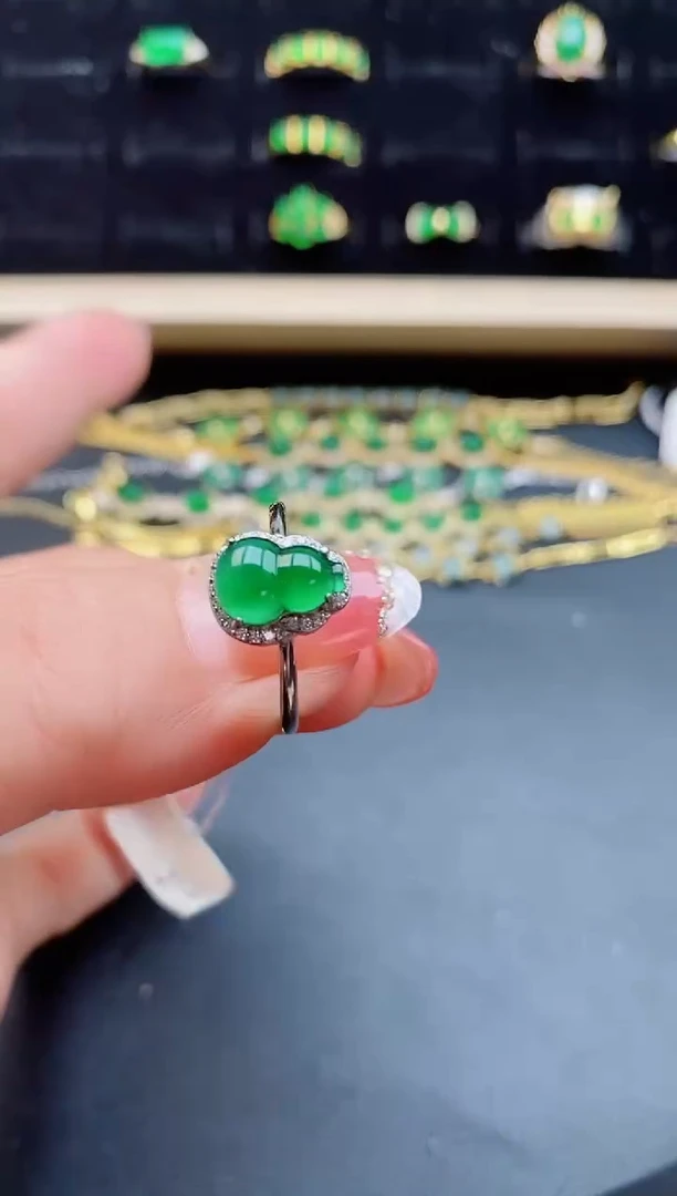 【闪购商品】翡翠戒指银S925镶嵌1212