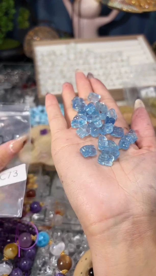 【闪购商品】水晶手链未镶嵌C73海蓝宝兔子卡7单个