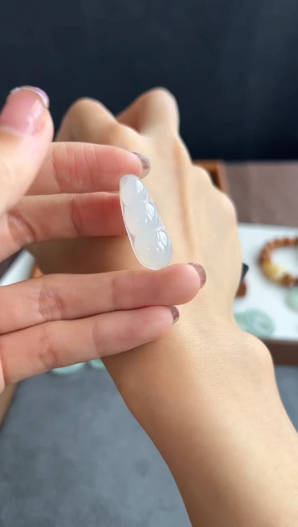 颈饰未镶嵌翡翠705买断