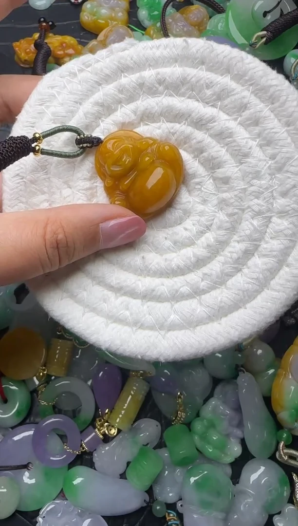 颈饰未镶嵌翡翠缅甸翡翠吊坠