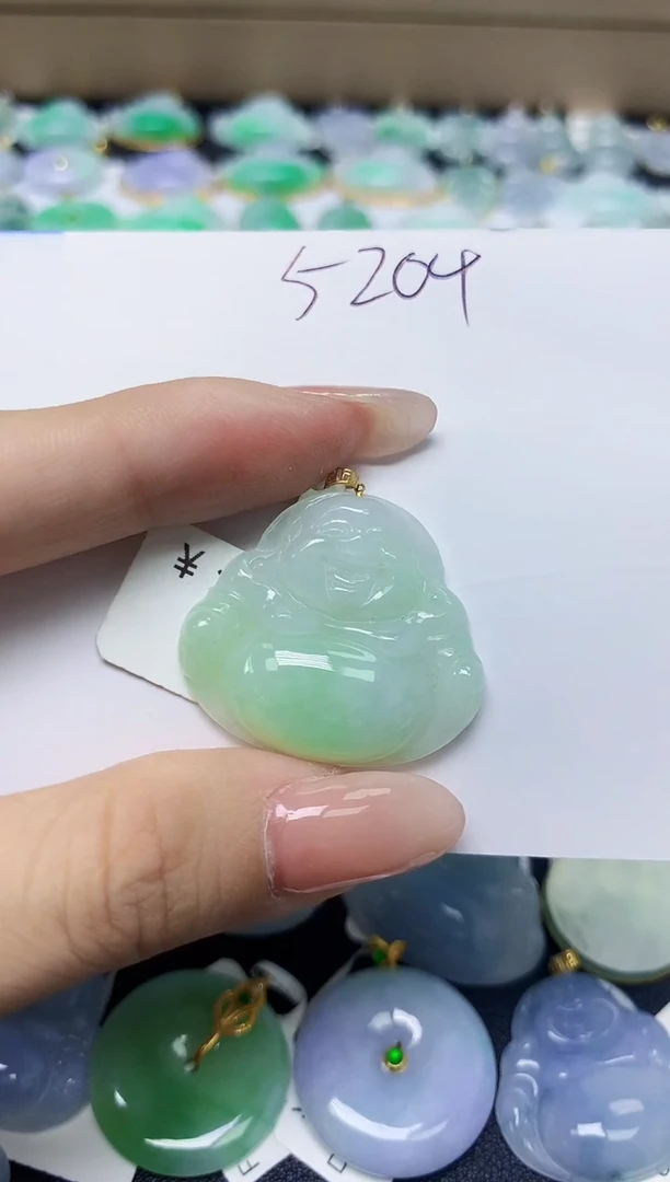 翡翠18K金镶嵌颈饰 天然缅甸翡翠A货
