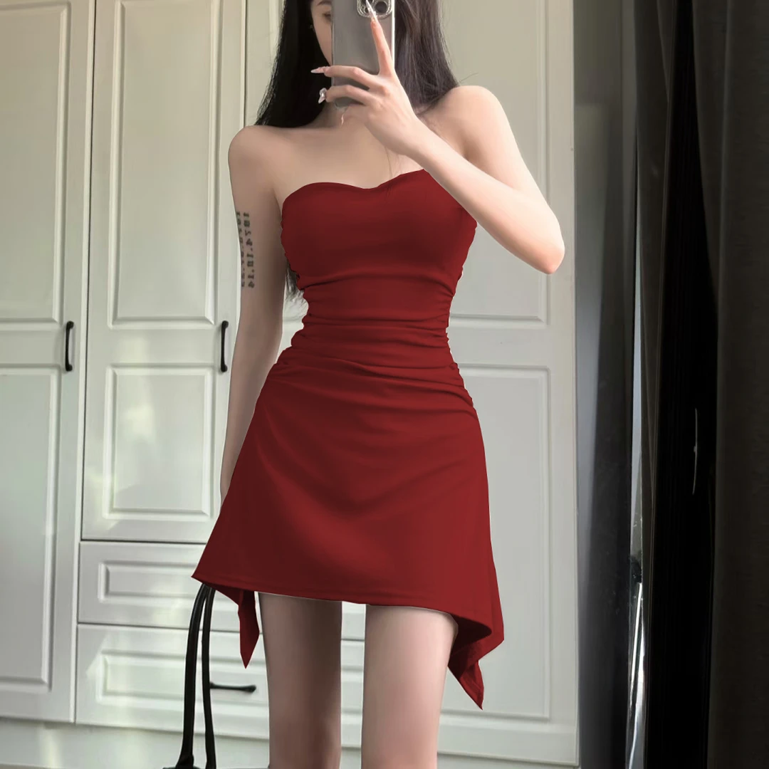 2025新款夏季抹胸连衣裙纯欲风辣妹包臀裙气质修身显瘦红色短裙女