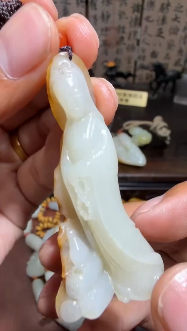 未镶嵌和田玉挂件1