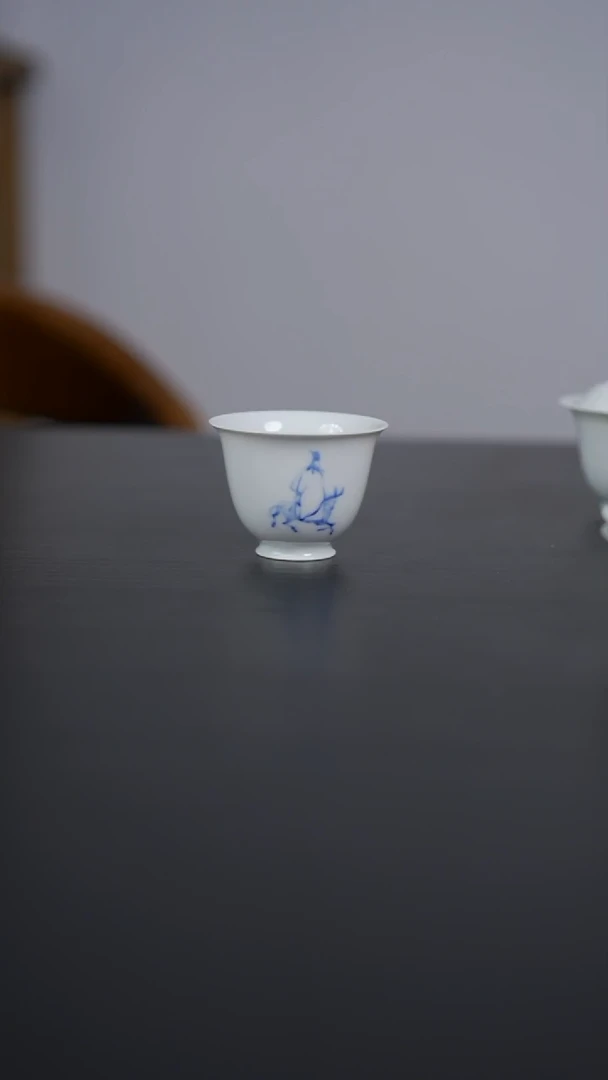 杯子瓷青花徐渭骑驴铃铛杯