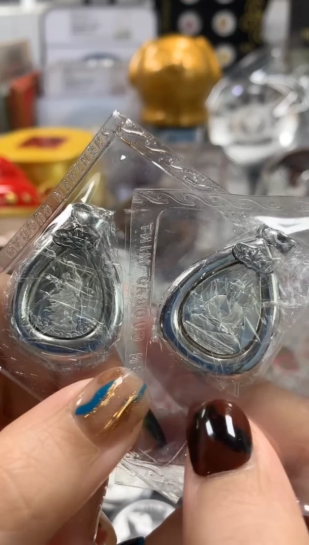 【闪购商品】纯金铂金观音铂金佛