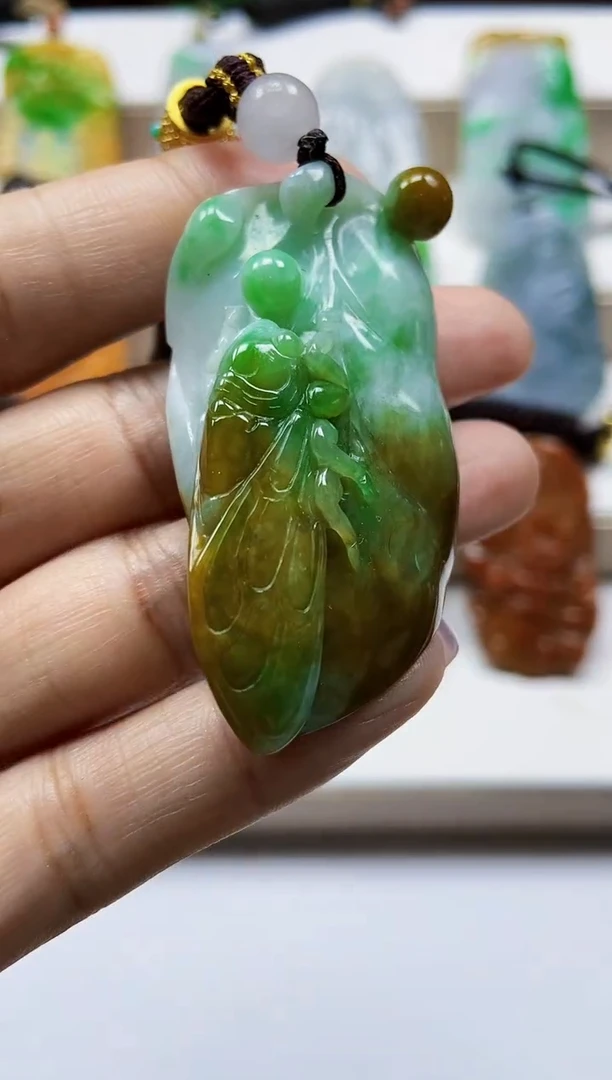 颈饰未镶嵌翡翠翡翠A货