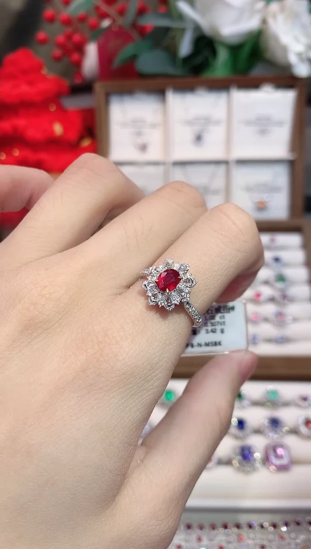 18K金镶嵌戒指红宝石1.02ct/天然宝石/七天无理由