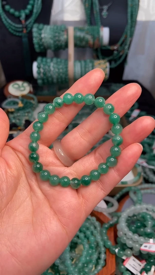 未镶嵌手串石英质玉（非洲翠）7+mm手串