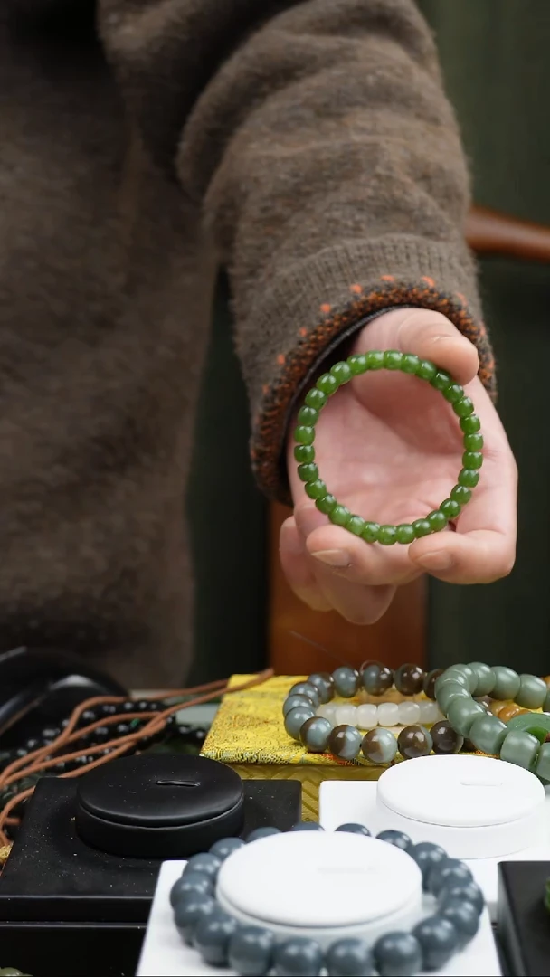 未镶嵌手串和田玉25