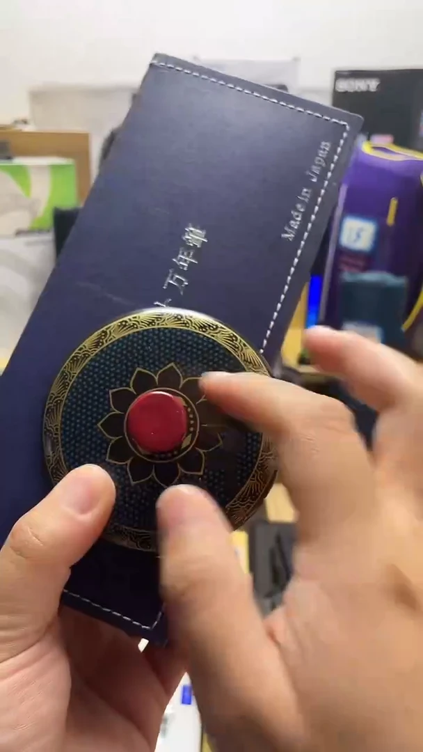 瓷片闪购商品 如图所示