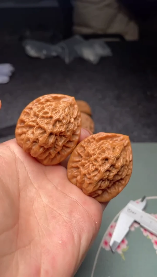 把件文玩核桃a153  金公子43尺