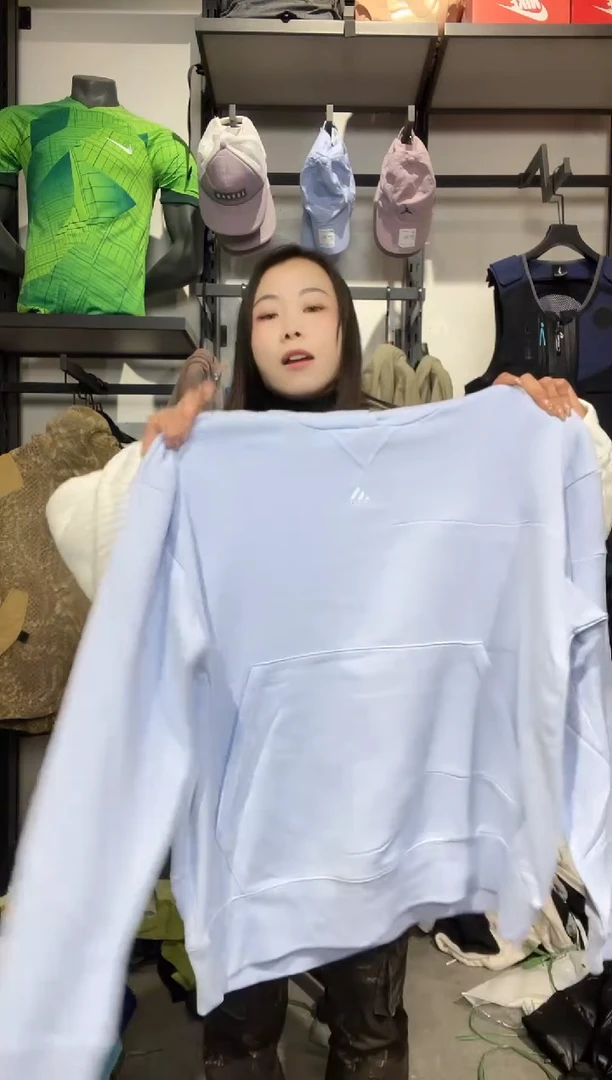 1137闪购编码  阿迪运动卫衣裤以直播间过款为准 尺码.180