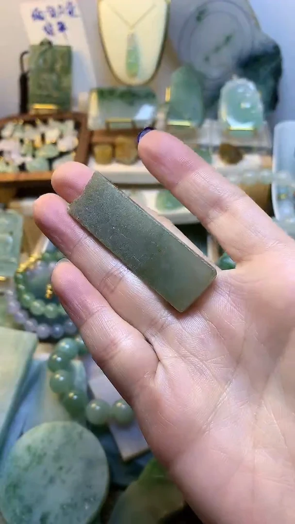 未镶嵌挂件翡翠 缅甸A货翡翠，没有运费险