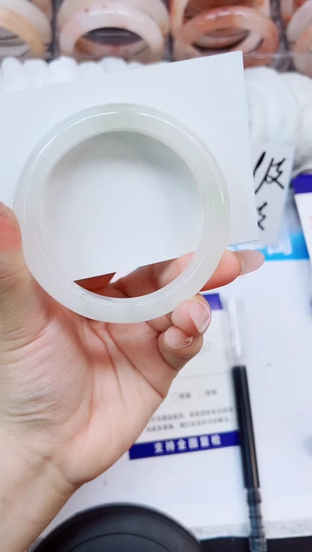 石英质玉手镯未镶嵌A156-59/60