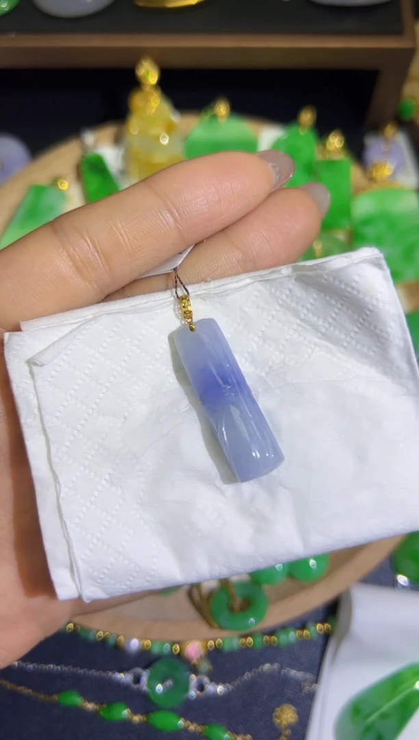 【闪购商品】翡翠颈饰18K金镶嵌Q缅料A货翡翠/支持复检/一件