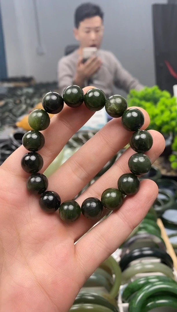 未镶嵌手镯和田玉12mm