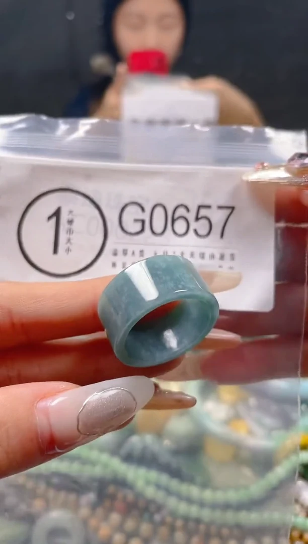 【闪购商品】翡翠颈饰未镶嵌20.9/G/翡翠A货一图一物