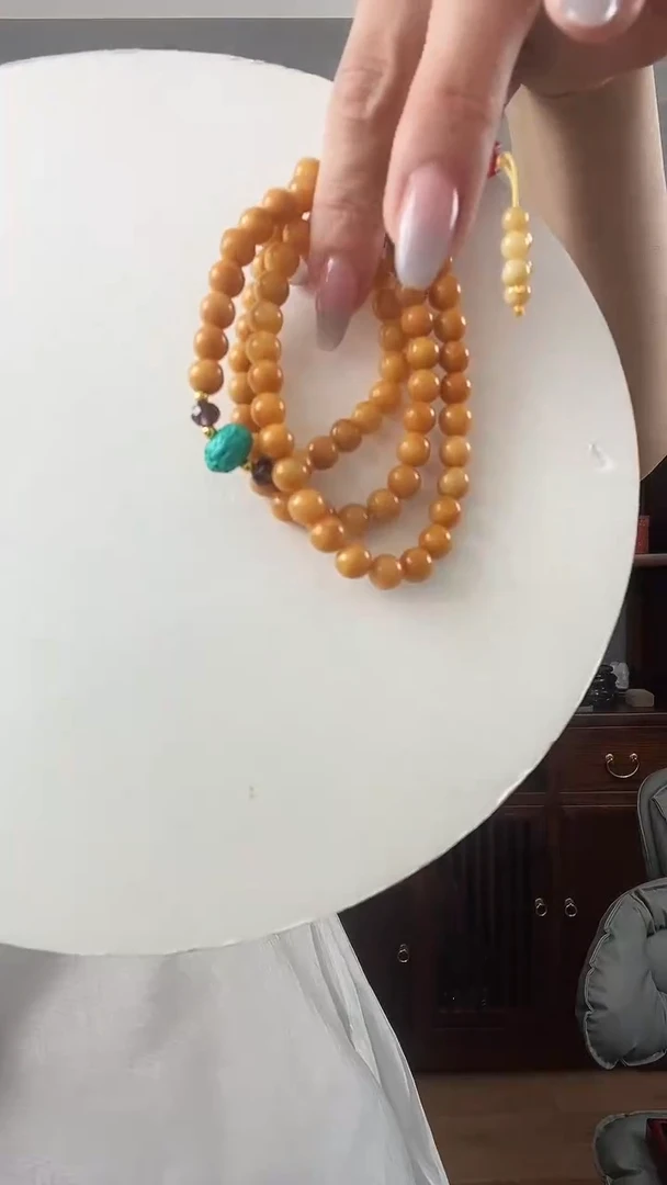 翡翠未镶嵌颈饰手串