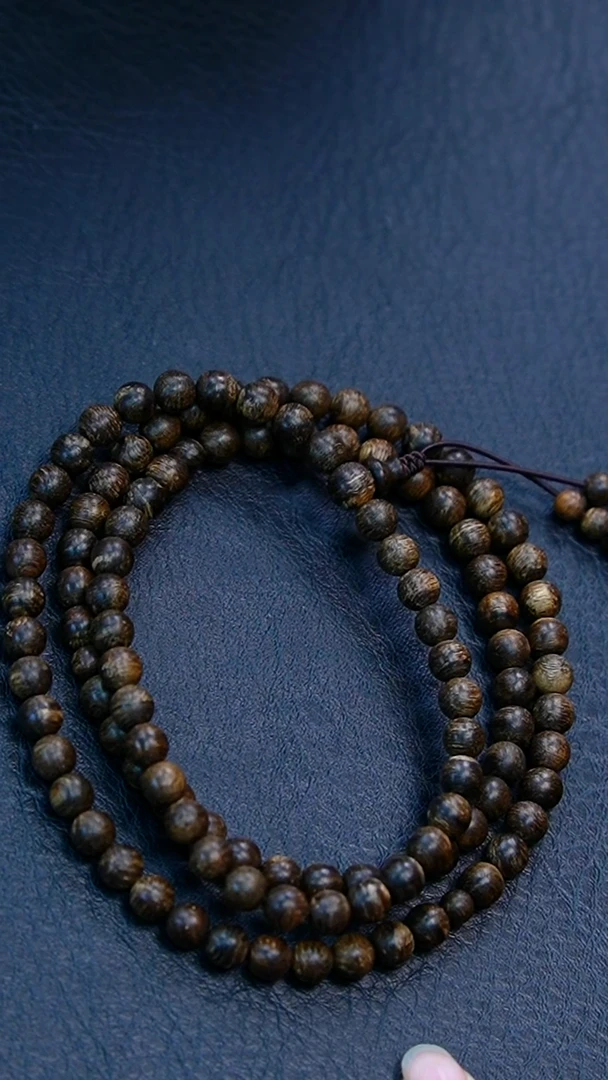 沉香手串0.6*108-15克全品相达拉干 九分沉多圈