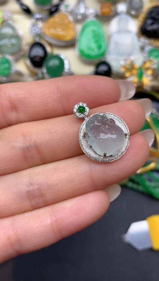 翡翠18K金镶嵌颈饰239-雪姐翡翠天天见