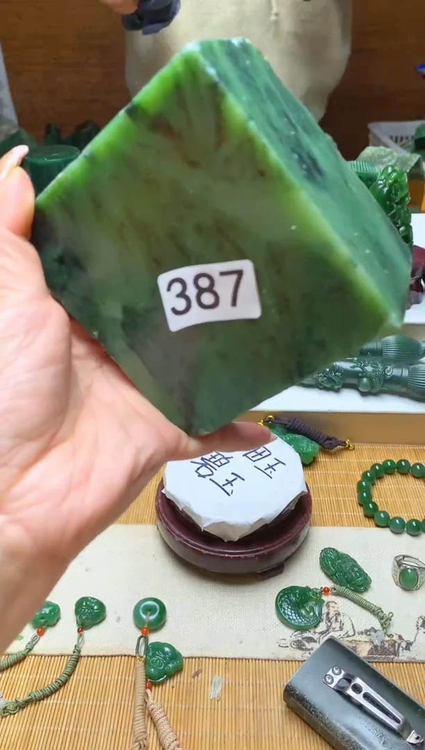 未镶嵌和田玉珠宝半成品1