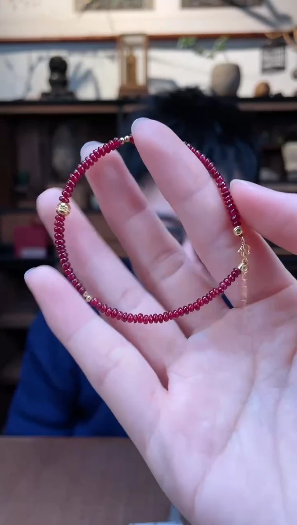 【闪购商品】红宝石手链18K金镶嵌18K金红宝石手链*5QK多样性发一