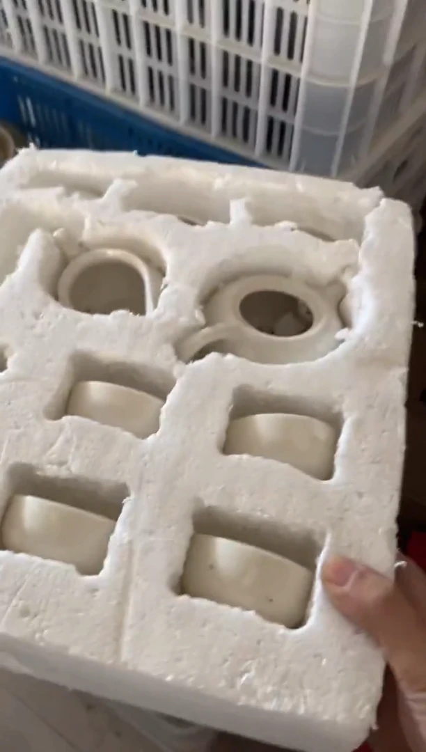 无运费险有瑕疵的摄影的产品有使用过的痕迹有点脏介意勿拍