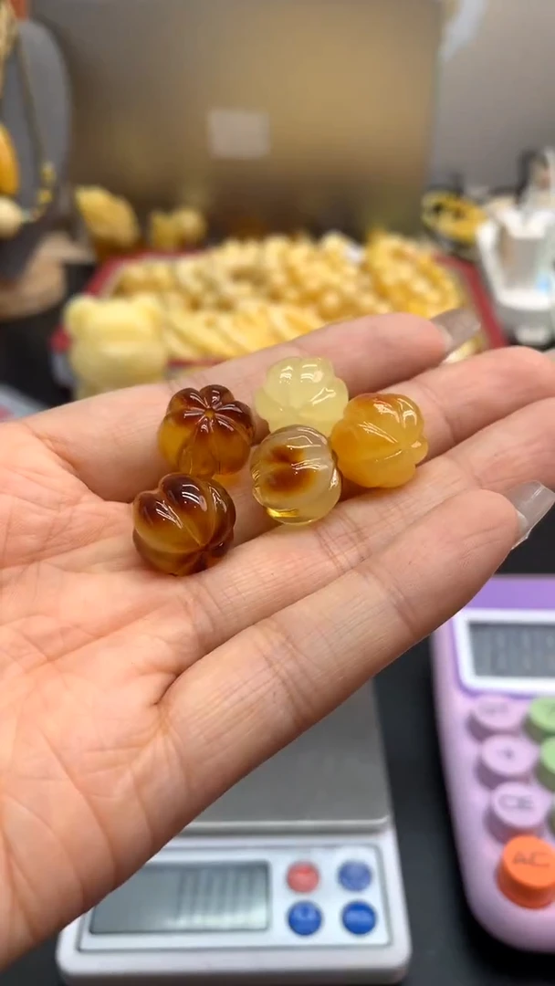 未镶嵌琥珀珠宝奇石831多样性发其一