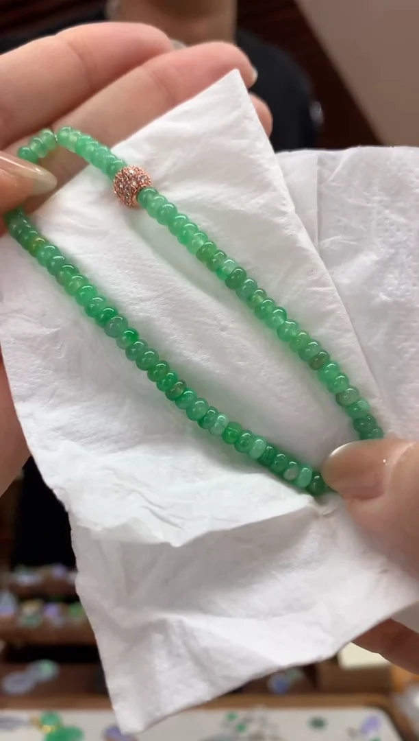 未镶嵌手串翡翠手串