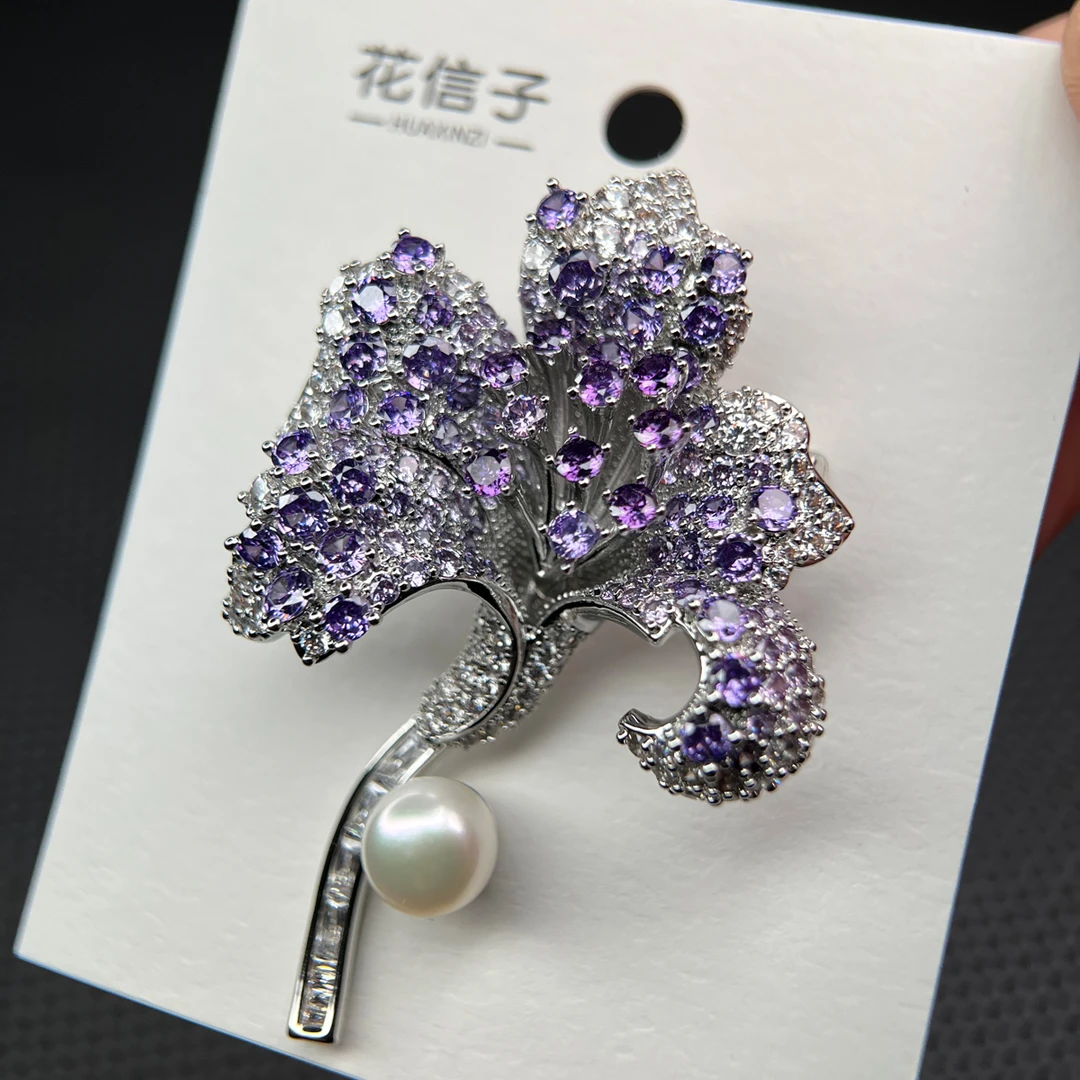 铜合成锆石胸针 6893 紫色百合花 高档重工满钻奢华大衣胸花别针