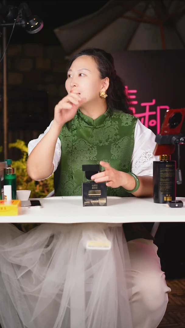 水*道护发素一瓶护发素一瓶