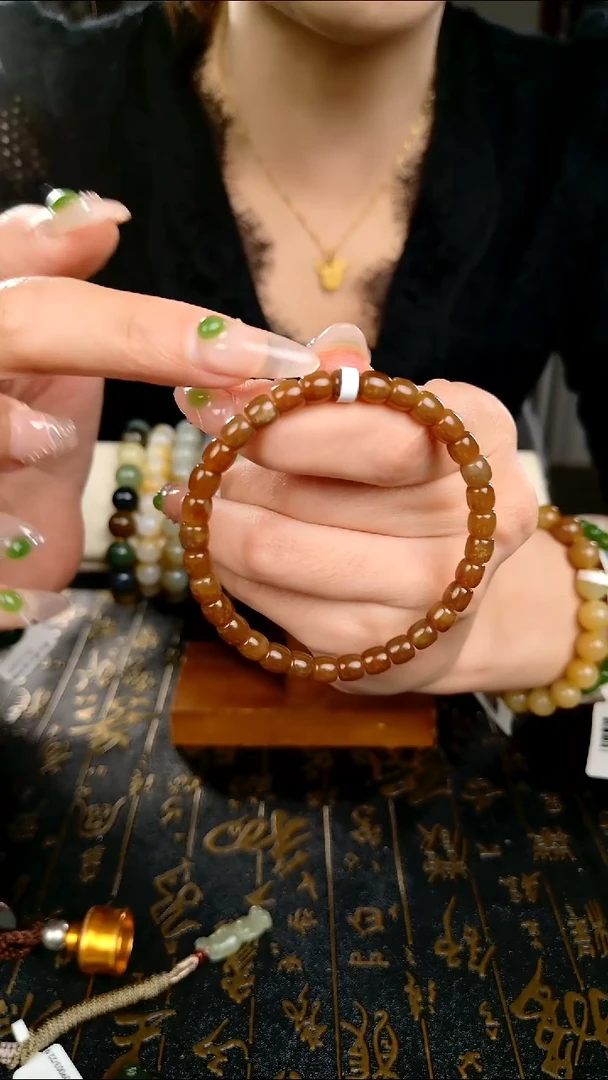 颈饰未镶嵌和田玉颈饰未镶嵌和田玉拍一发一所见即所得