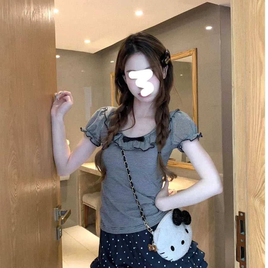 韩系少女条纹大圆领木耳边短款T恤上衣