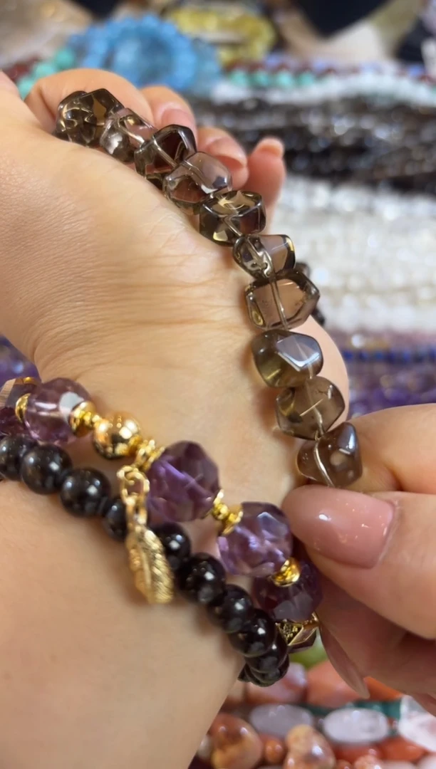 未镶嵌玛瑙/玉髓珠宝半成品茶晶中孔10颗不论大小