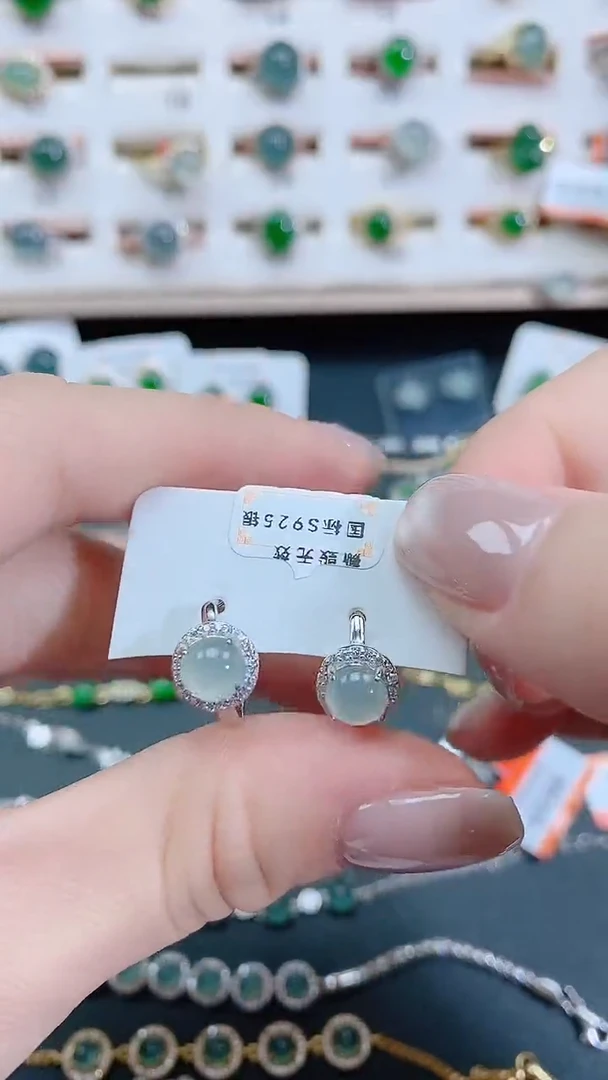 银S925镶嵌翡翠耳饰天然翡翠