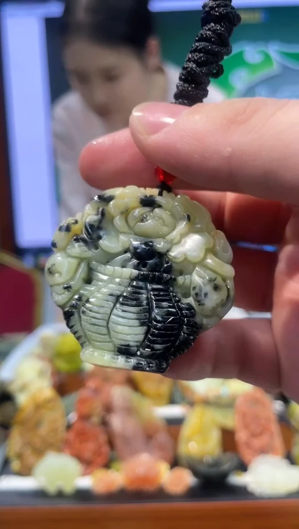 【闪购商品】岫玉吊坠未镶嵌·