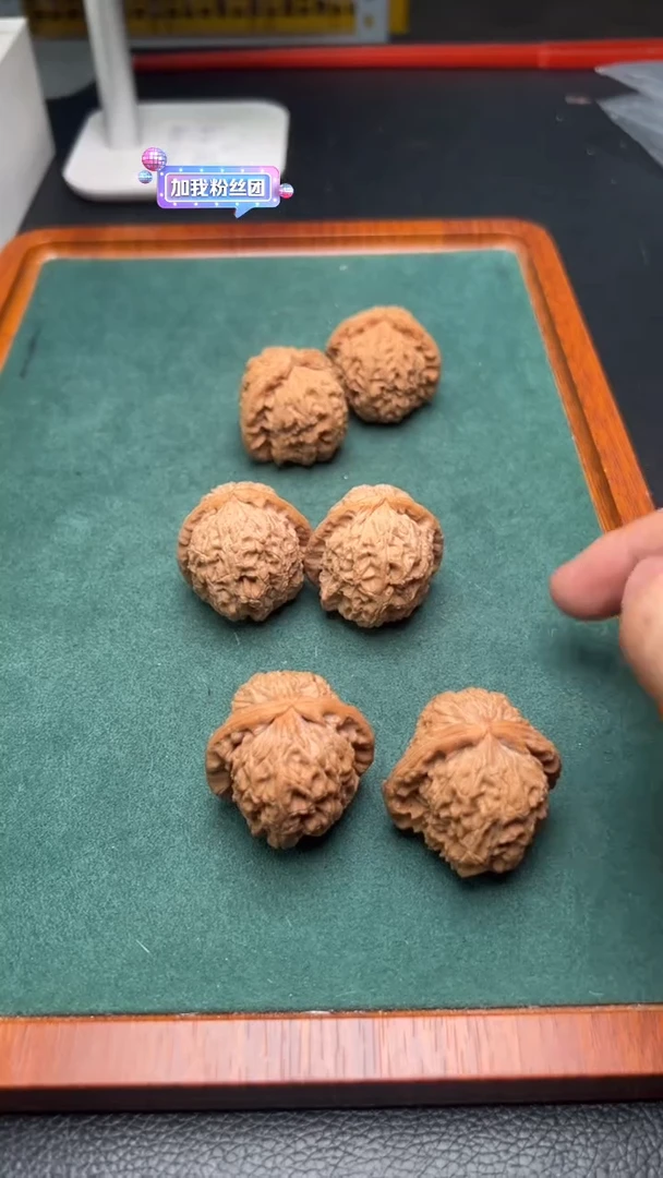 文玩核桃把件37白狮子