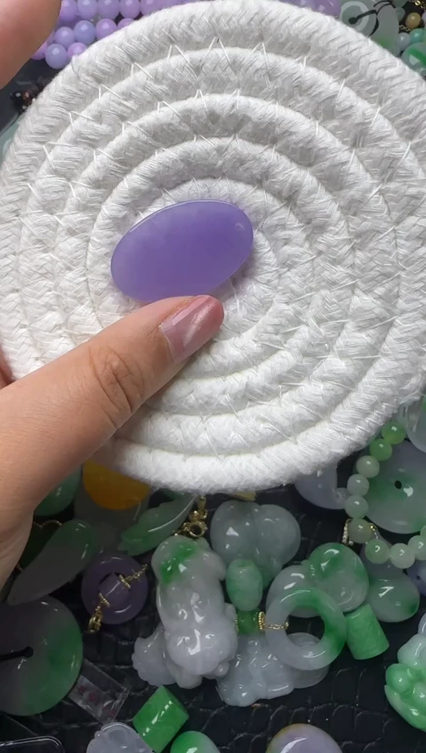 颈饰未镶嵌翡翠缅甸翡翠吊坠