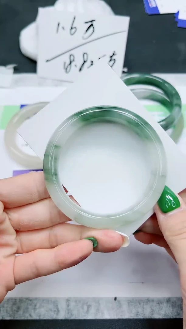 石英质玉手镯未镶嵌404-56