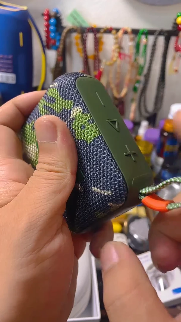 瓷片闪购商品 如图所示