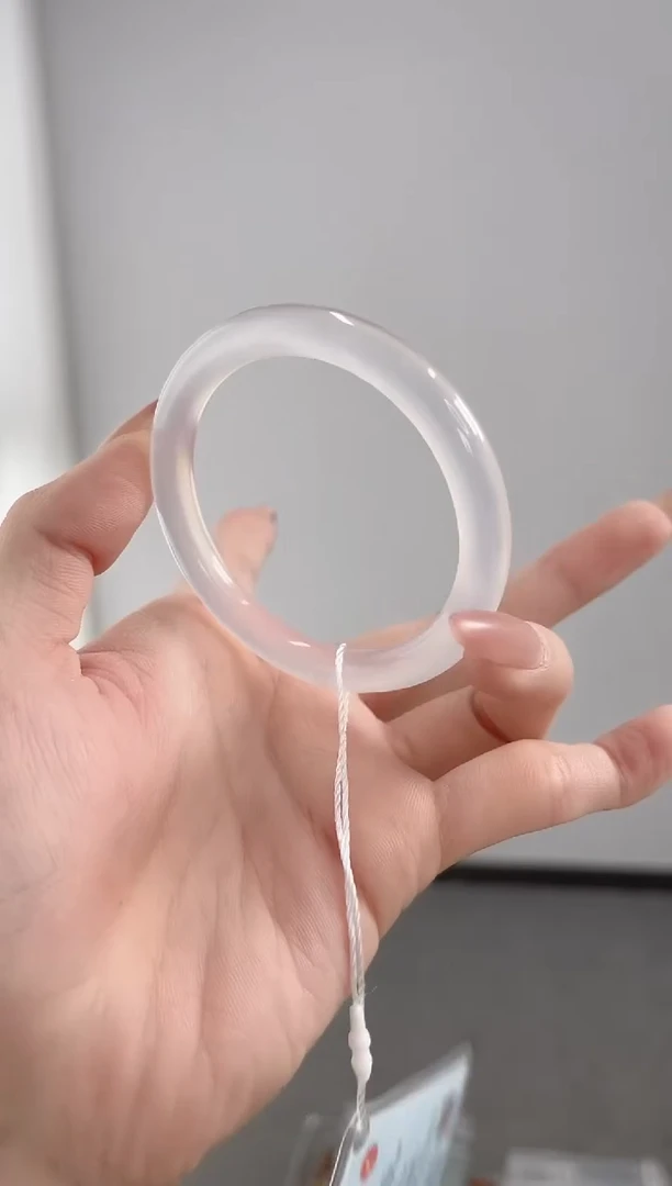 玛瑙/玉髓手镯未镶嵌51圈