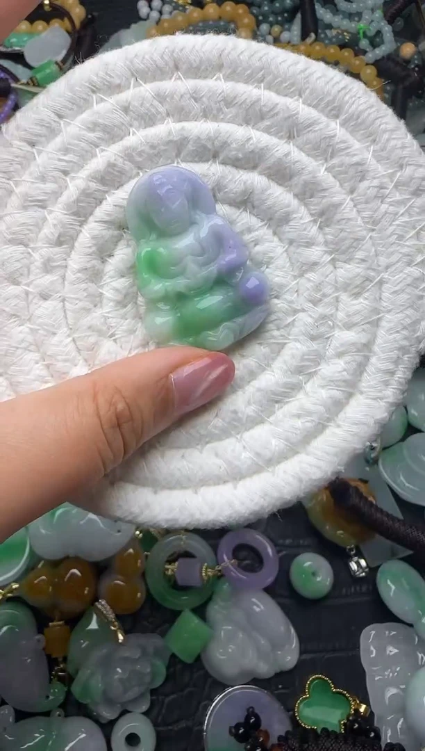 颈饰未镶嵌翡翠缅甸翡翠吊坠