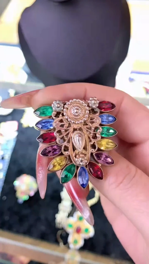 【闪购商品】瓷片楚楚中古珠宝甄选不退换