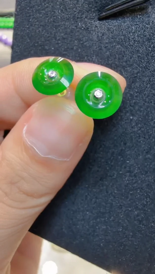 18K金镶嵌翡翠耳饰多样性团购发一件