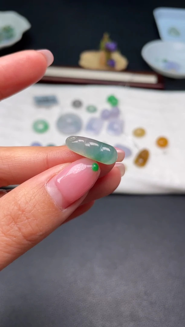 【闪购商品】定制翡翠未镶嵌啊A888