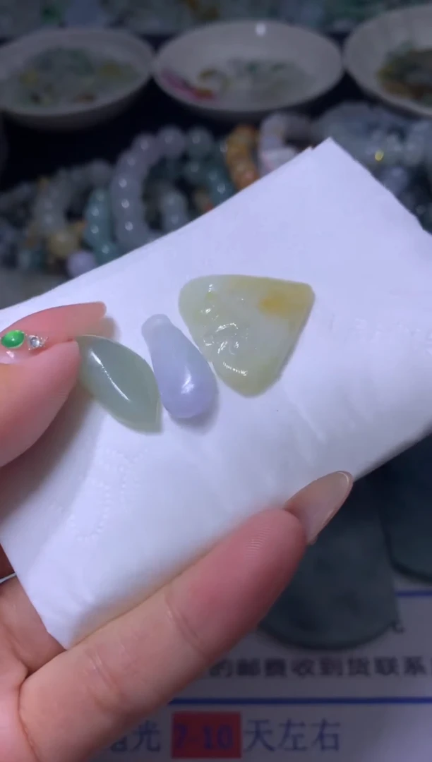 【闪购商品】翡翠颈饰未镶嵌MXX008028