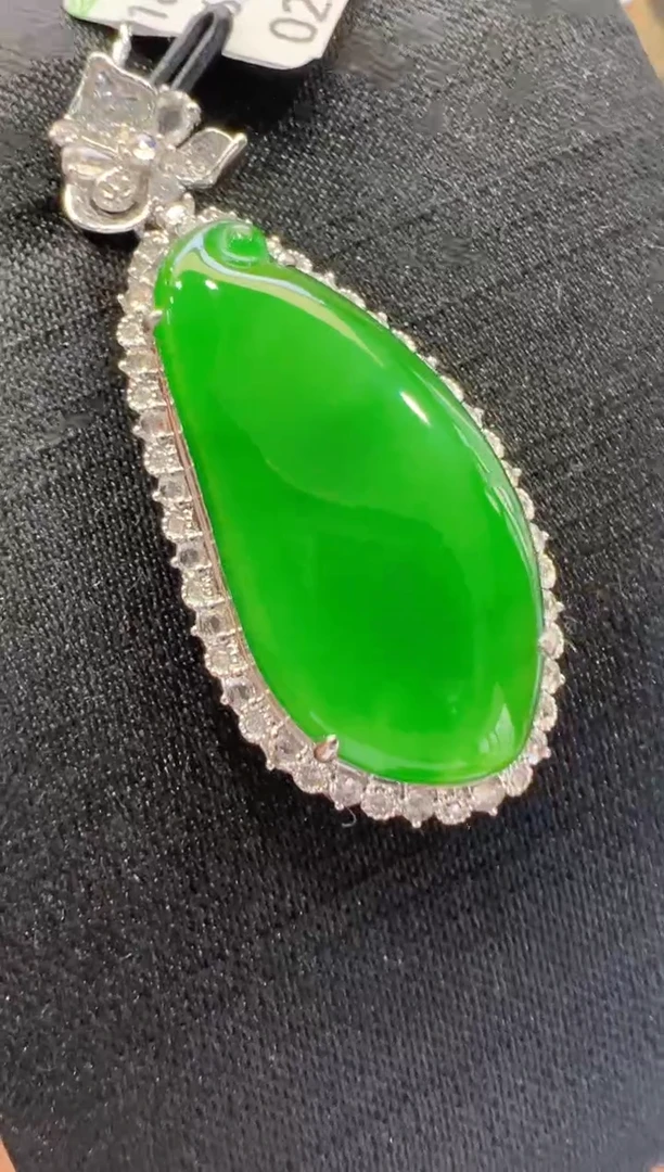 【闪购商品】翡翠吊坠(不含链)18K金镶嵌多样性团购发一件