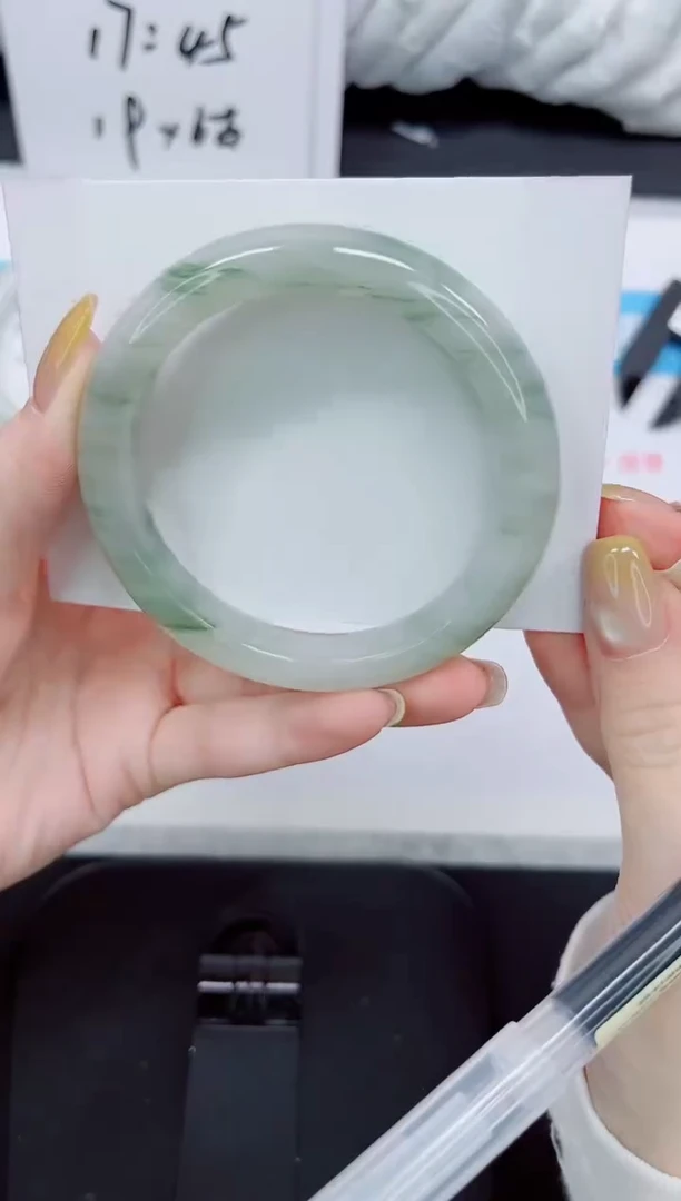 石英质玉手镯未镶嵌309